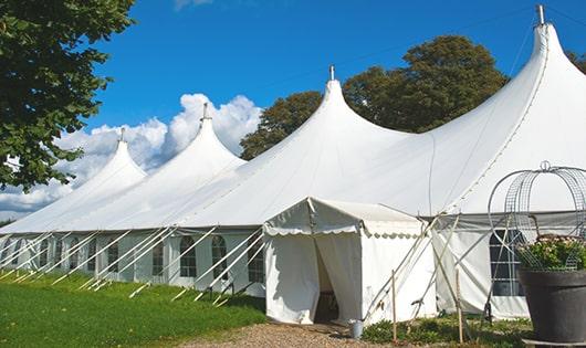 portable toilets arranged for a event, providing quick and easy access for attendees in Lakeland